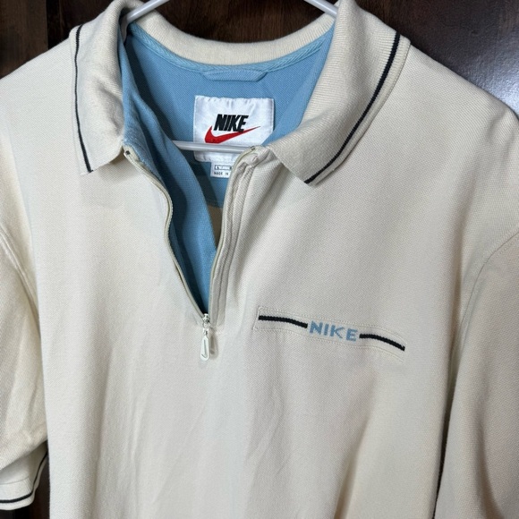 Vintage Nike Mens Polo Shirt in Light Beige and blue Size Large 1/4 zip collared - Picture 4 of 11